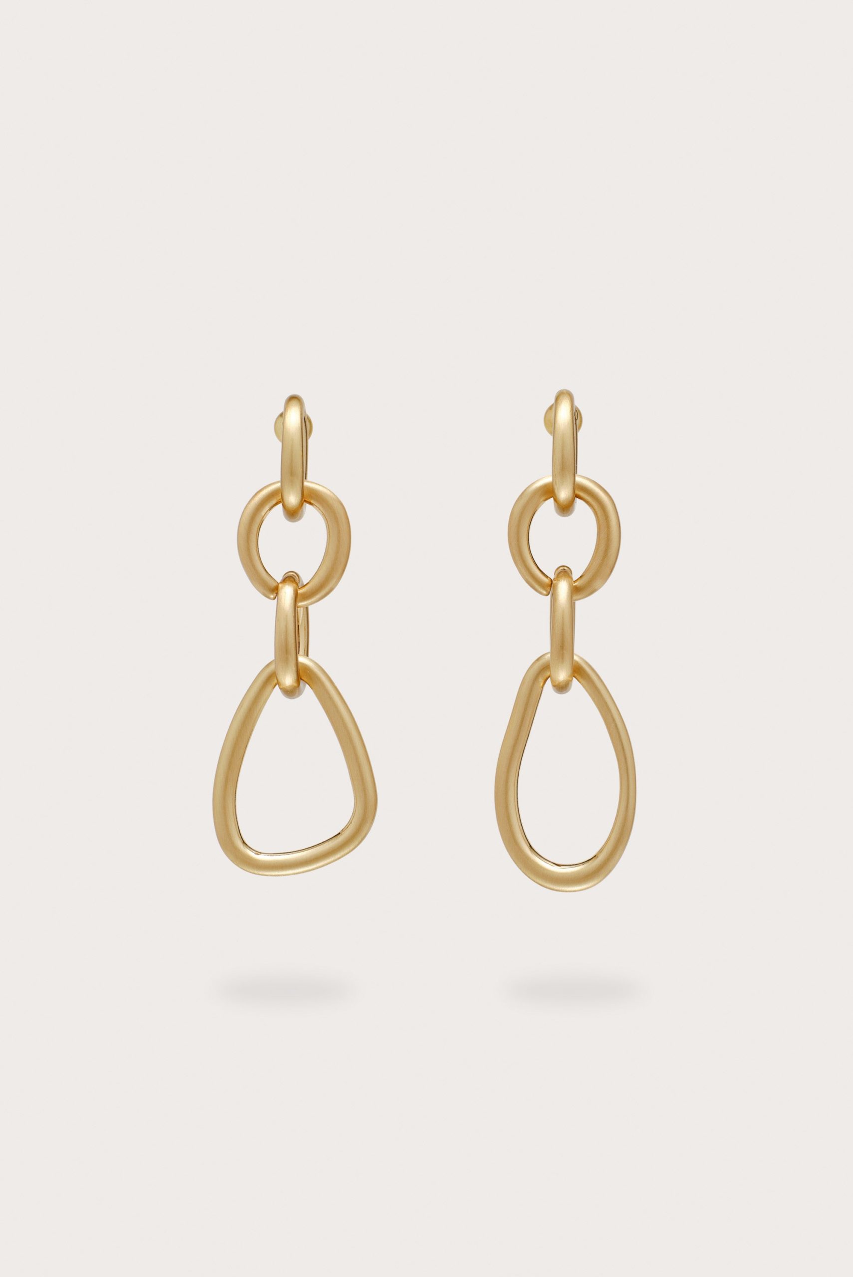 REYES EARRING