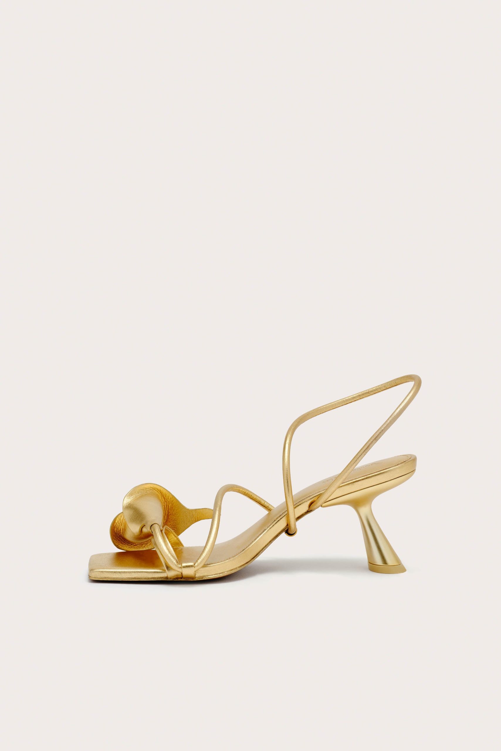 RIASANDAL_BR_250924_CultGaia__R26-AX__10695_WEBBED-scaled