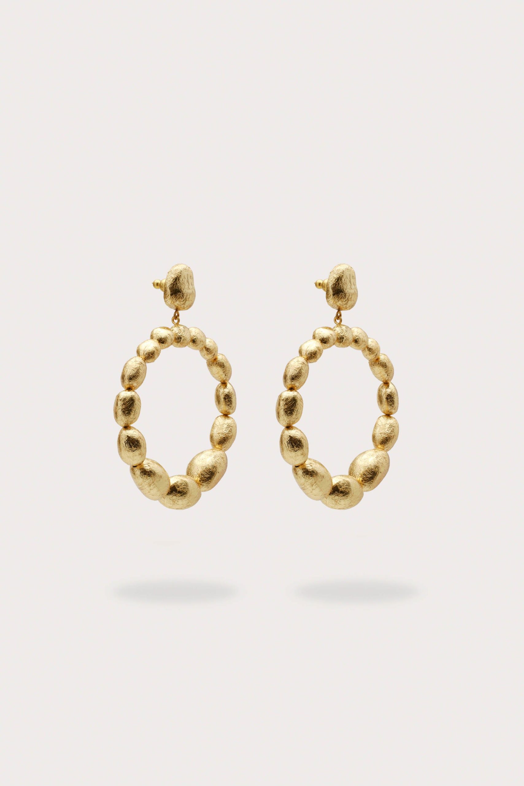 SHIRAEARRING_GOLDFOIL_251105_CultGaia_Product11645_WEBBED-scaled