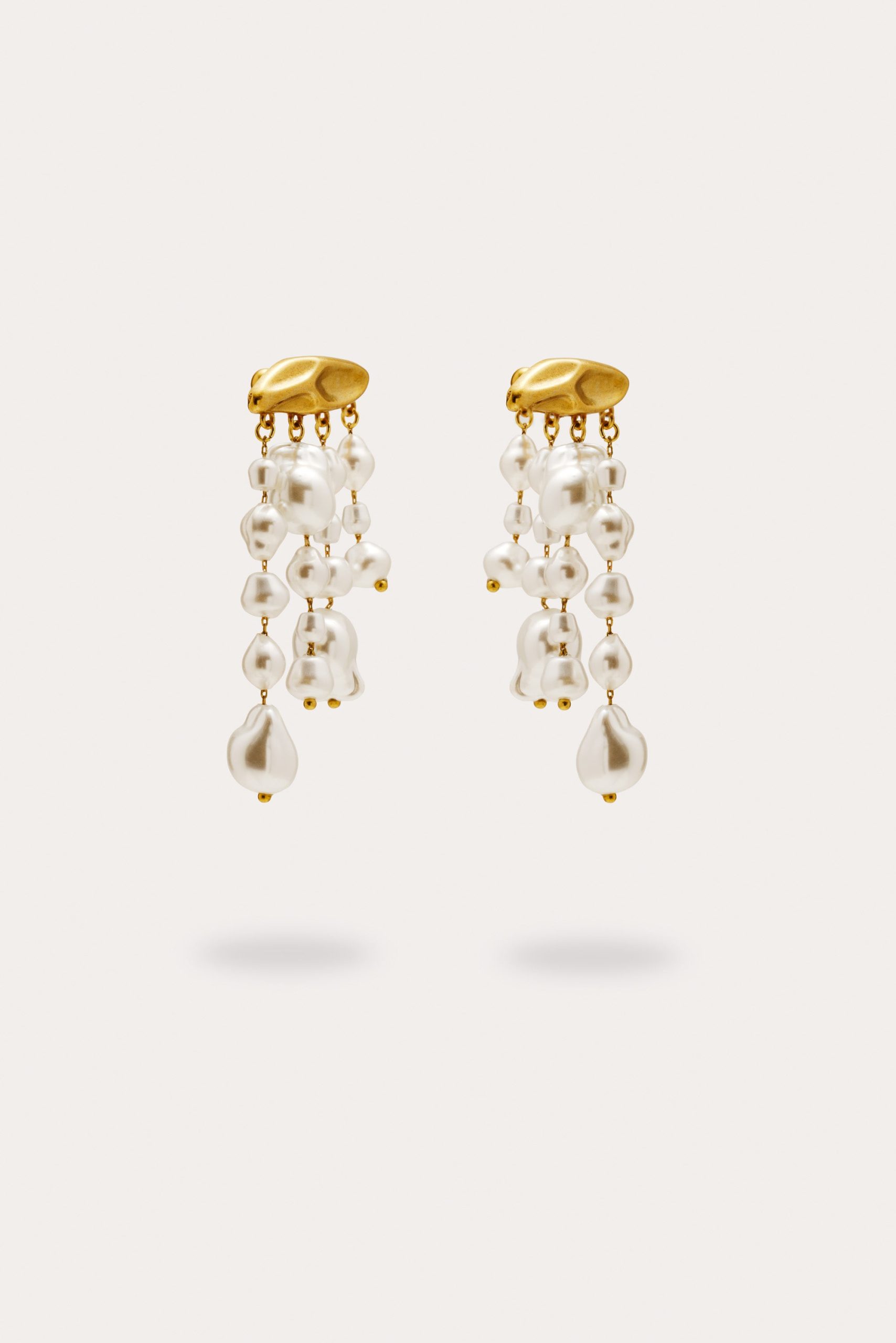 SHIVAEARRING_260427_CultGaia_Product-PF2620194_WEBBED-scaled