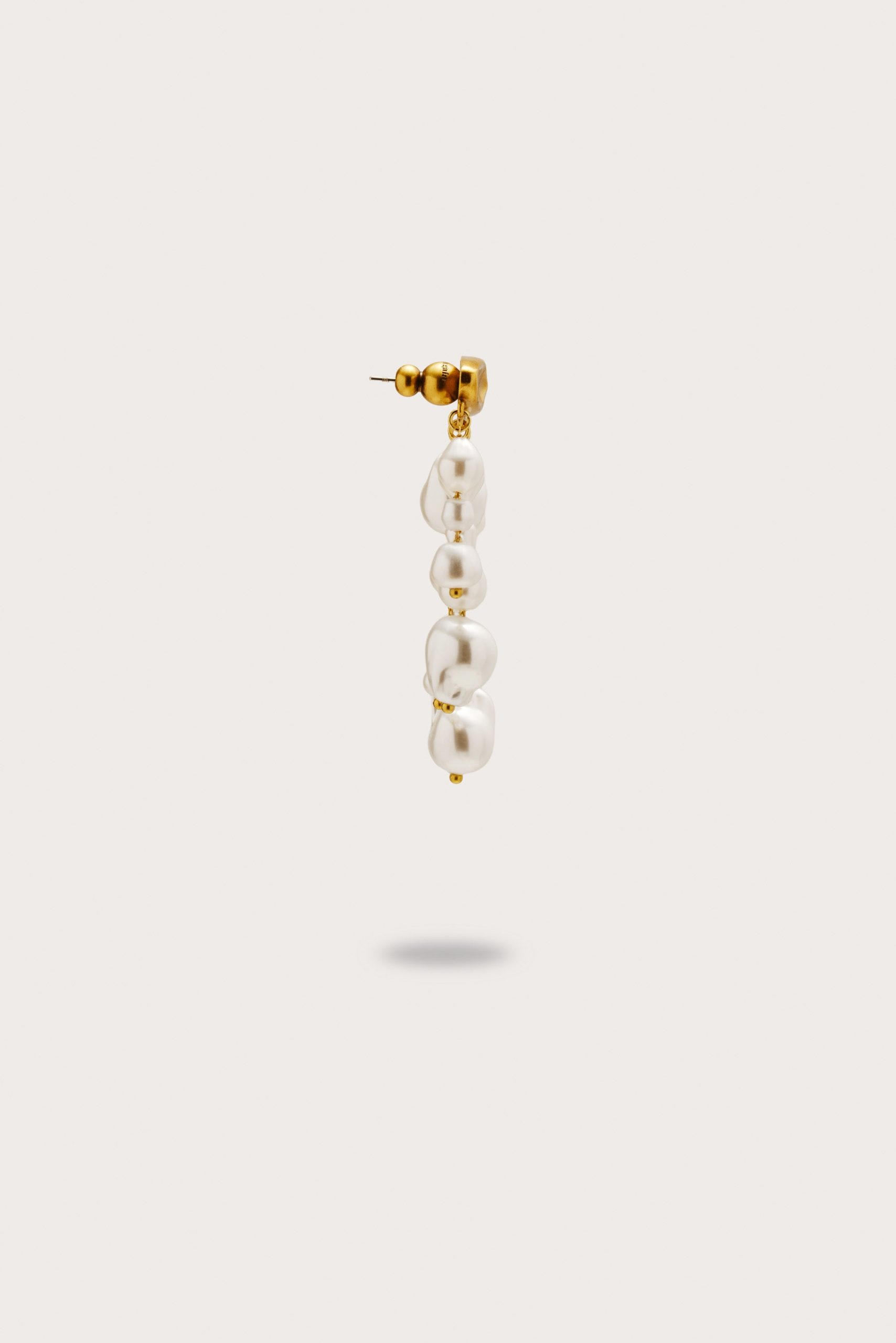 SHIVAEARRING_260427_CultGaia_Product-PF2620276_WEBBED-scaled