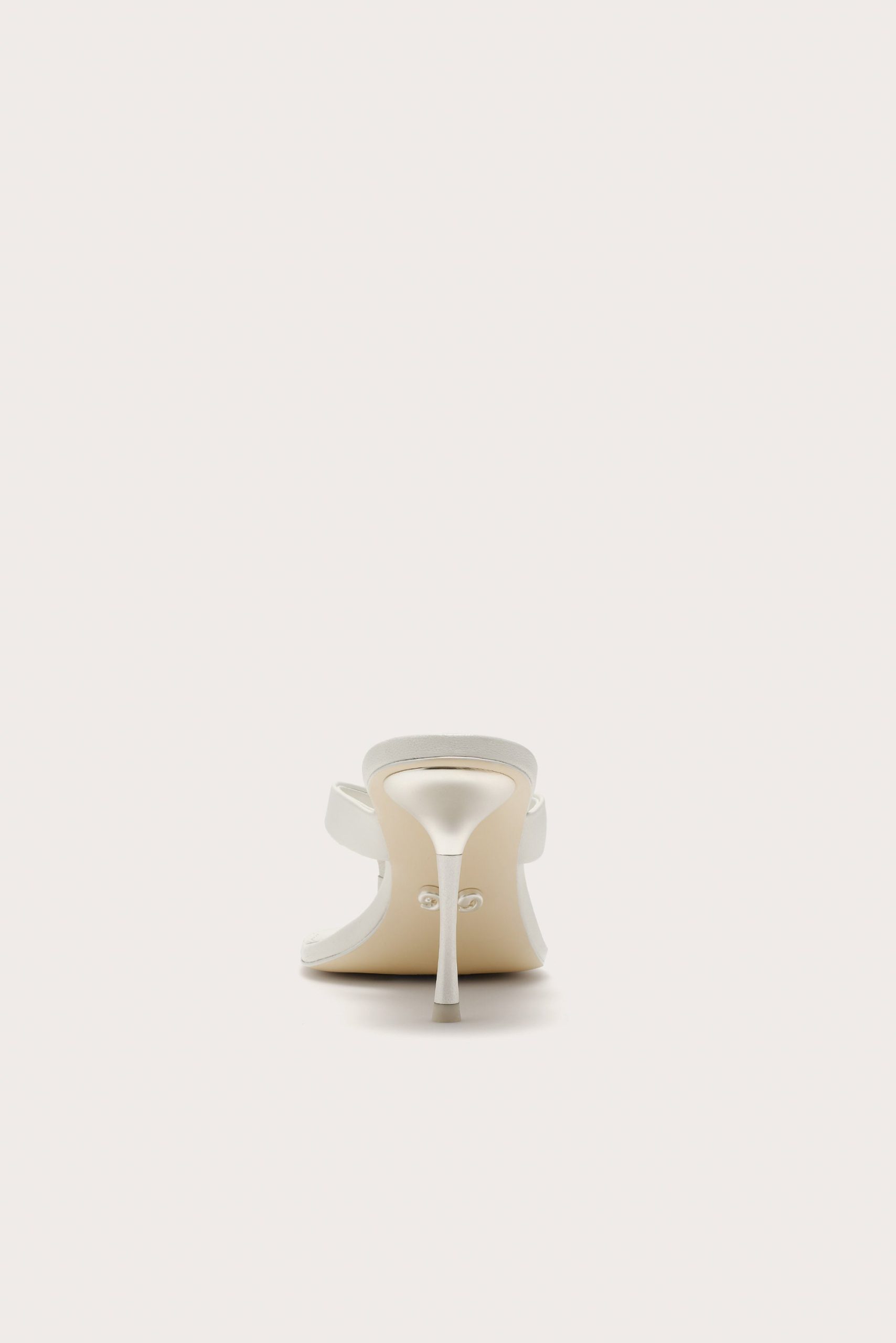 STELLASANDAL_ATQW_260123_Cult-Gaia_Product14872_W1a-scaled