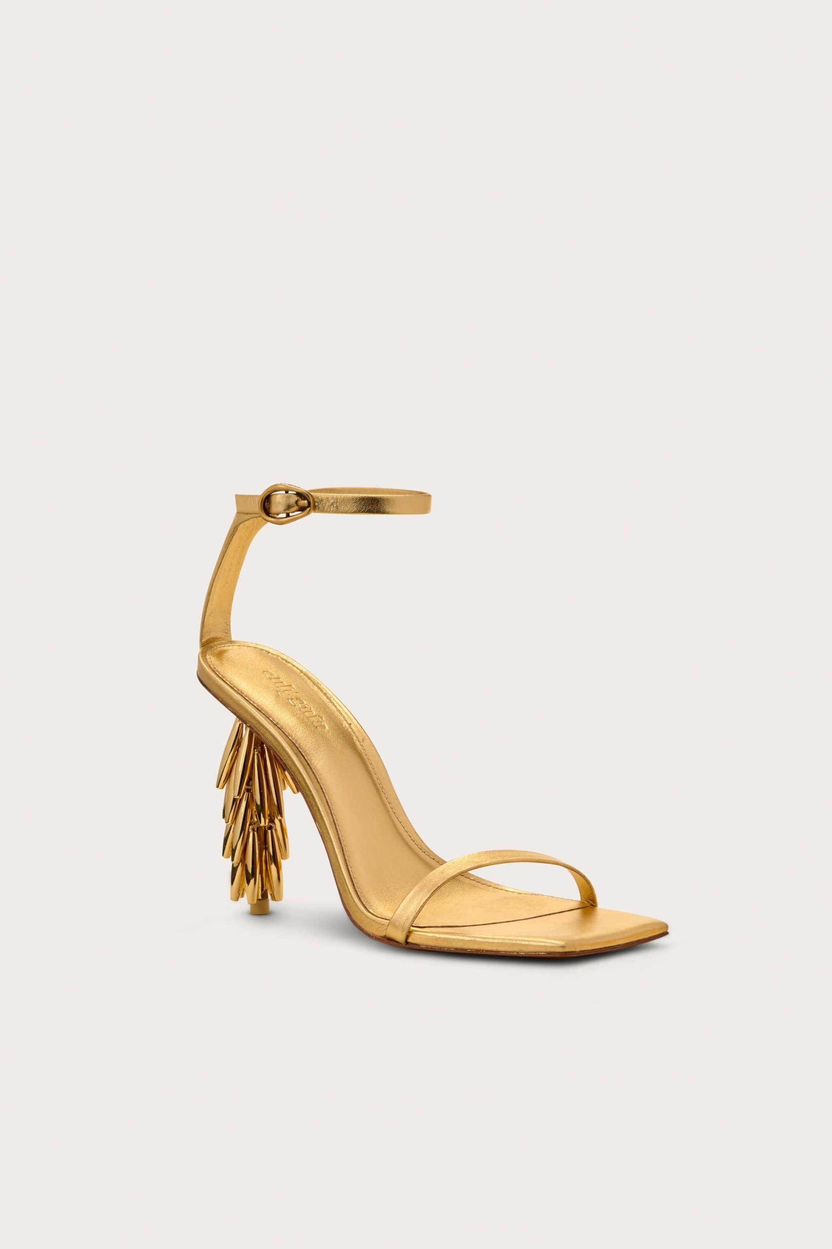 SUNELLASANDALGOLDSIDE_WEB-scaled