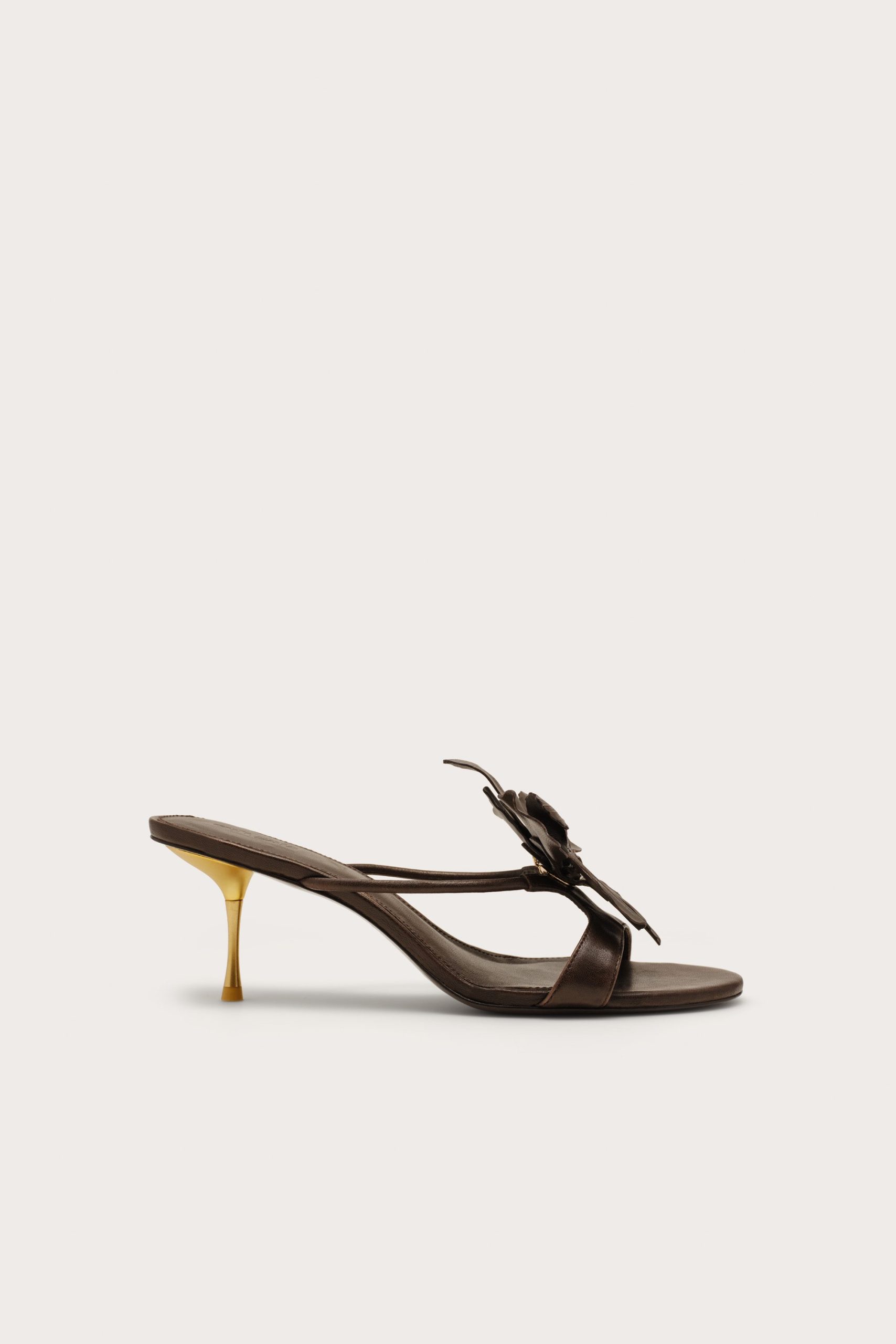 VALORIASANDAL_BLK_260427_CultGaia_Product-PF2620319_WEBBED-scaled