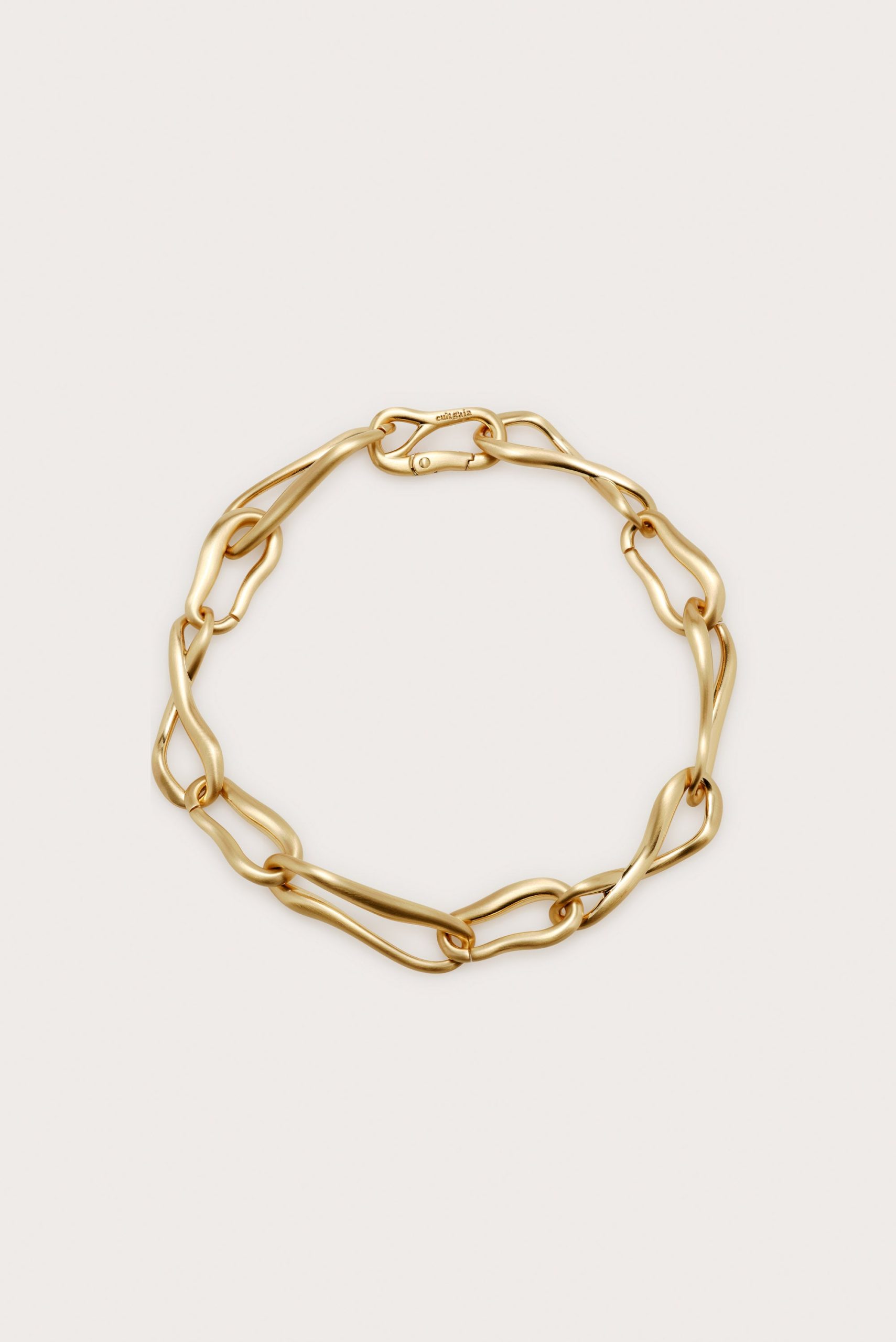 VERA NECKLACE